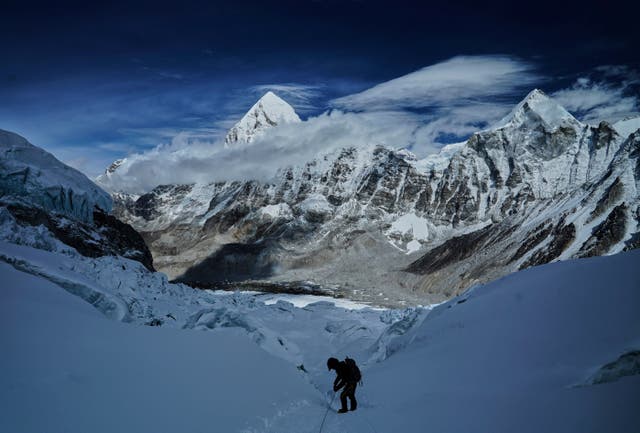 ASI-GEN NEPAL-EVEREST