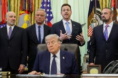 Trump vuelve a ser señalado por quedarse dormido durante reunión en la Casa Blanca