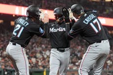 Los Marlins vencen 9-4 a los Gigantes con jonrones de Hicks y Norby