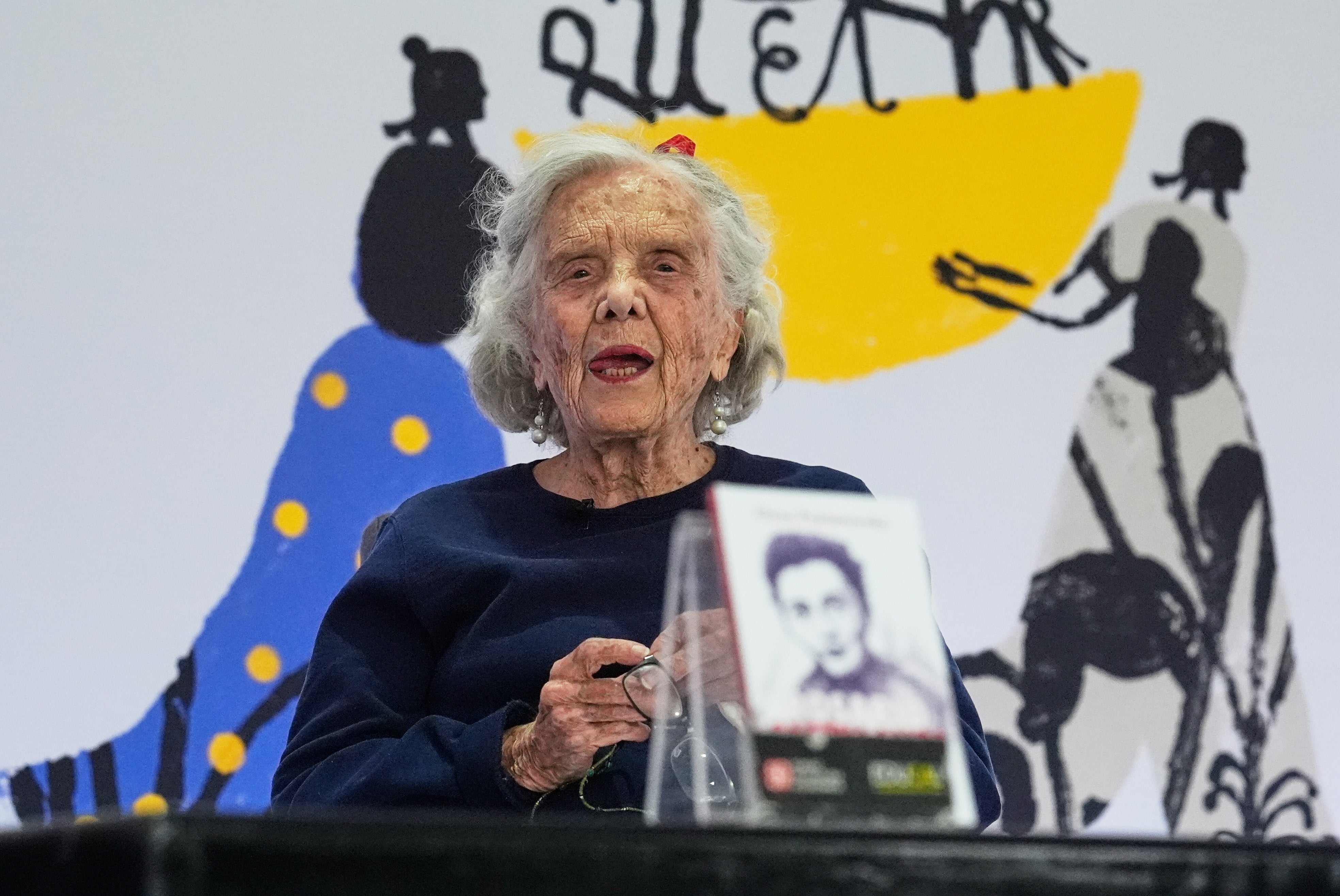 ELENA PONIATOWSKA