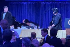 Evacuan a Trump por incidente de seguridad en cena de corresponsales en Casa Blanca; no hay heridos