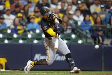 Reynolds y Gonzales ayudan a los Piratas a superar 6-3 en 10 innings a los Cerveceros