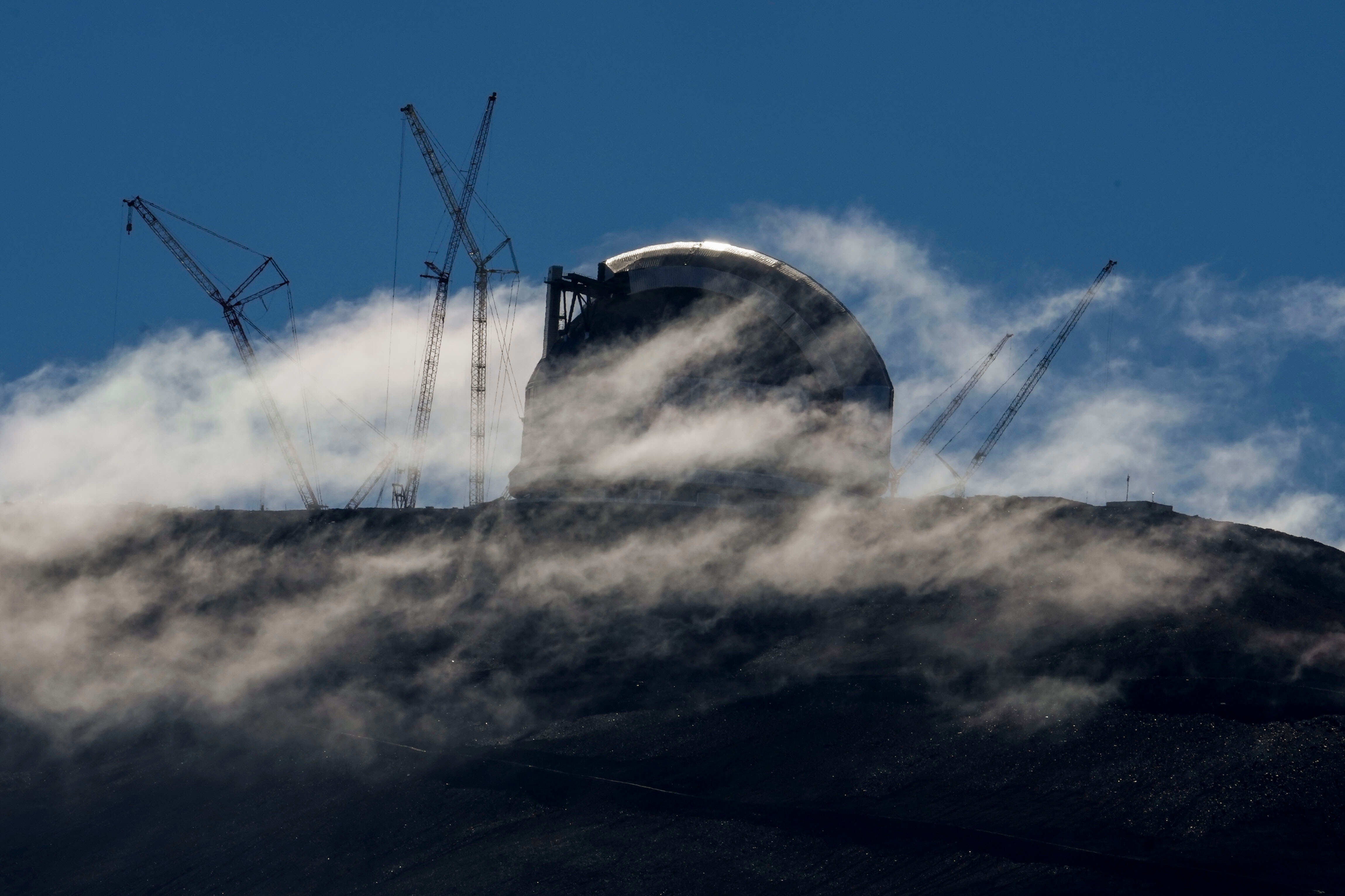 CHILE-CIELOS OSCUROS