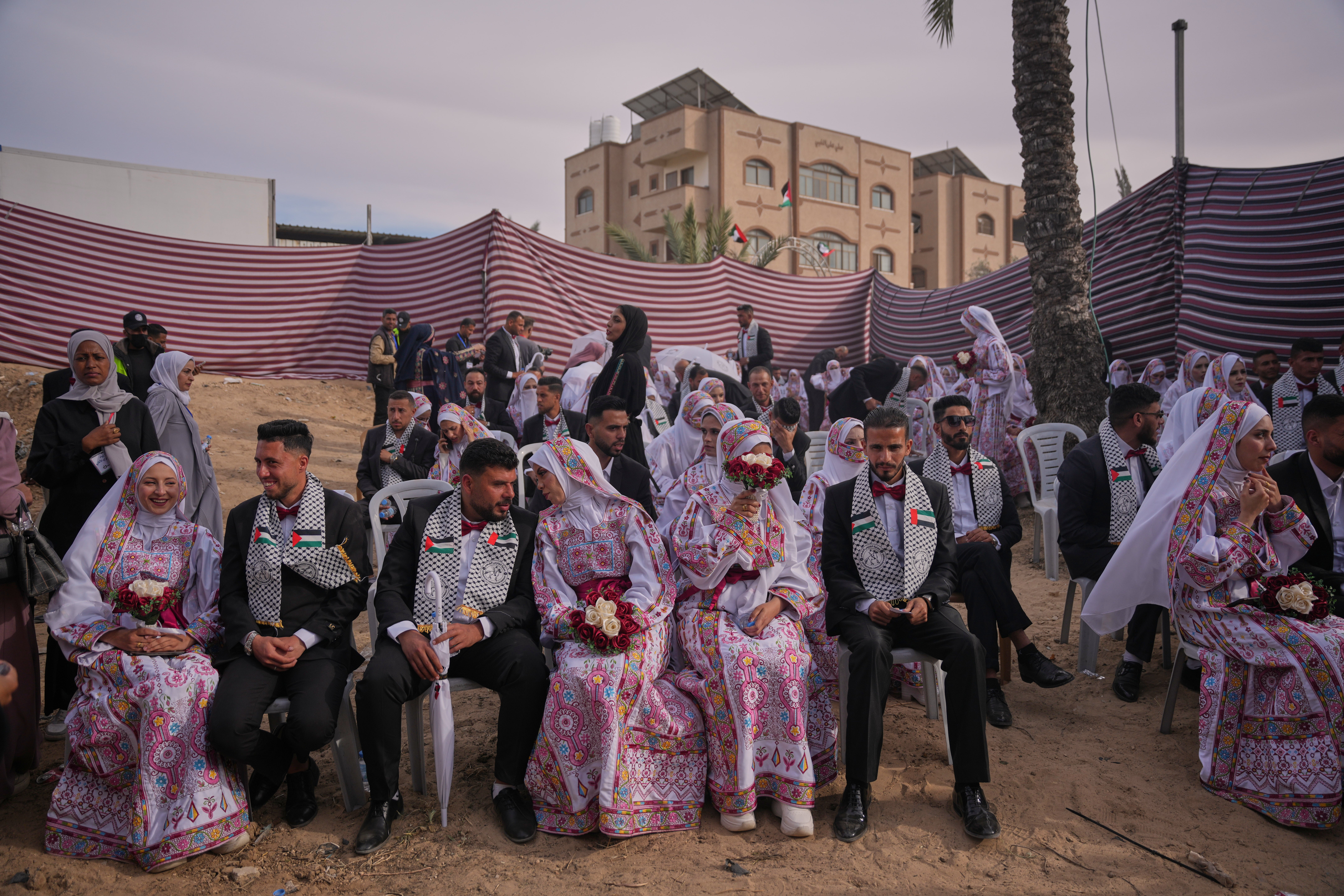 GAZA-BODAS MASIVAS