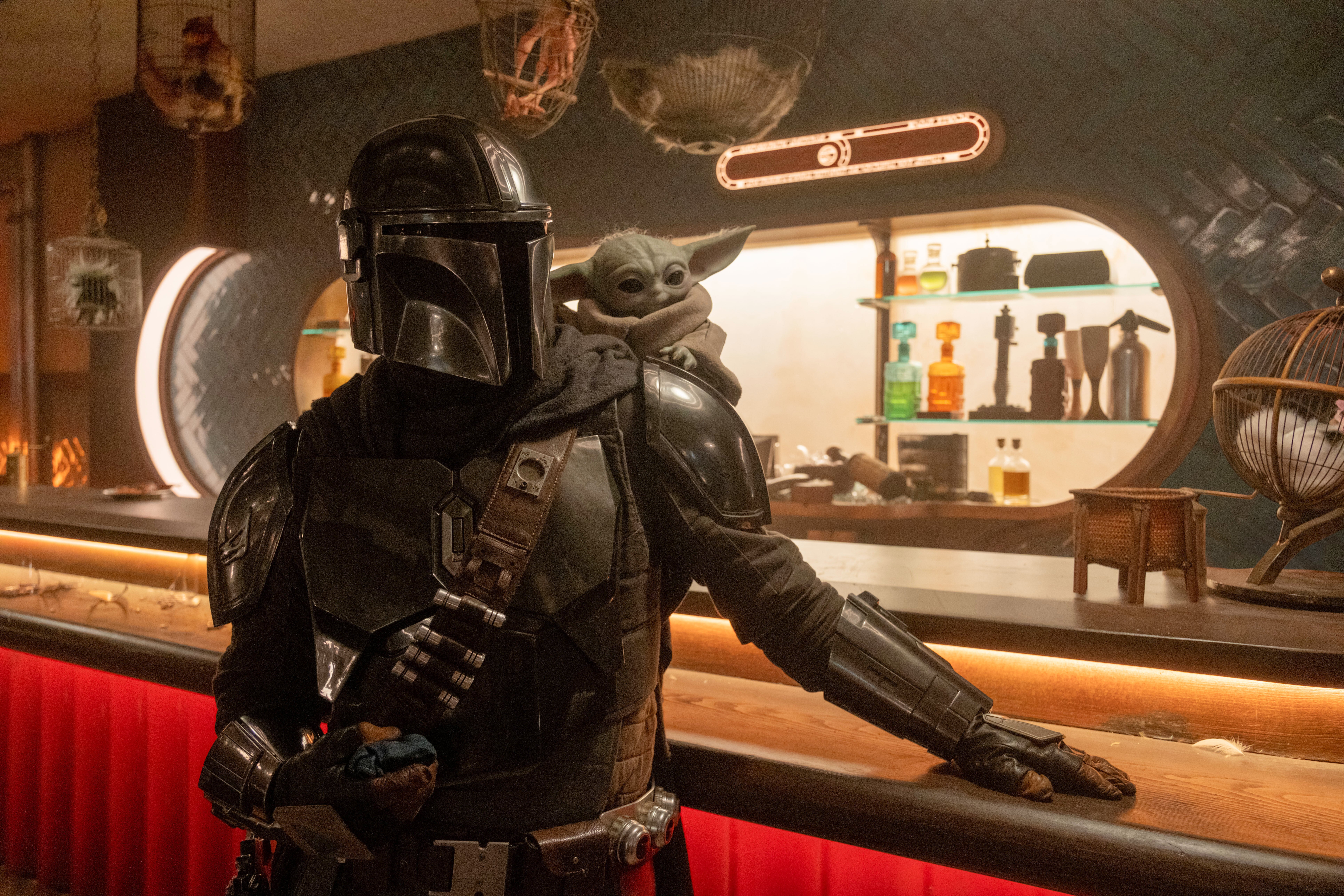 CCXP-MANDALORIAN AND GROGU