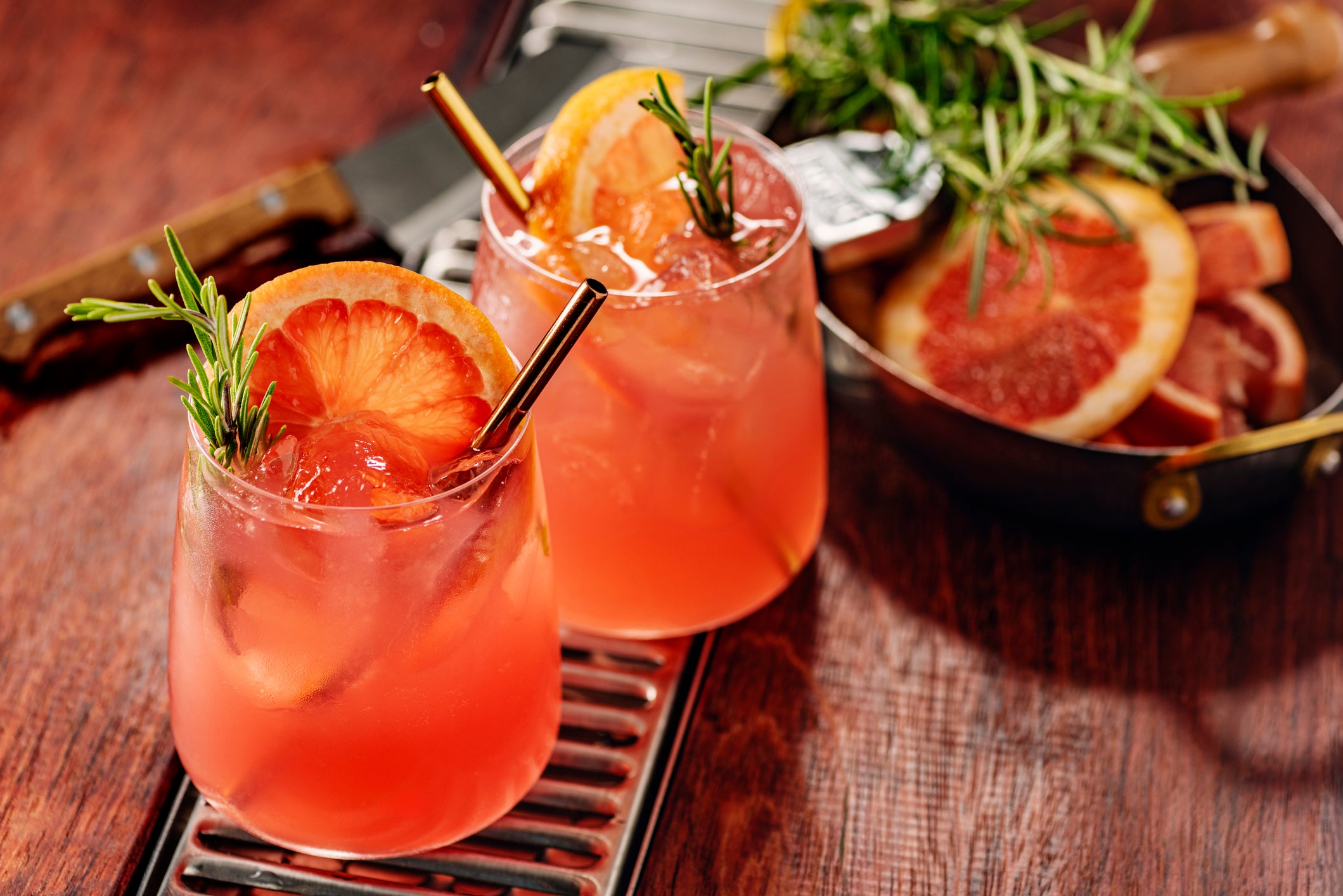 Los cócteles sin alcohol o ‘mocktails’ se han convertido en un elemento imprescindible en el gran día, al igual que los invitados que prescinden por completo del alcohol