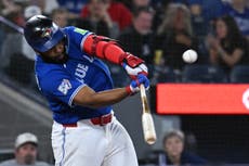 Trey Yesavage debuta con fuerza y los Azulejos vencen 3-0 a los Medias Rojas