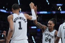 El doble-doble de Wembanyama impulsa a Spurs ante Trail Blazers y a semifinales del Oeste