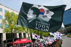 Tribunal surcoreano condena al expresidente Yoon a 7 años por resistirse al arresto