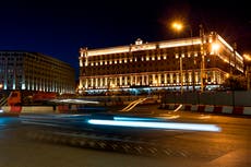 Reino Unido expulsa a diplomático ruso en represalia por la expulsión de un británico en Moscú