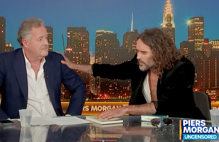 Piers Morgan entrevistó a Russell Brand en su programa de YouTube, ‘Piers Morgan Uncensored’