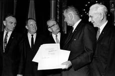 Corte Suprema de EEUU vacía una ley histórica que protegió el voto de las minorías durante 60 años