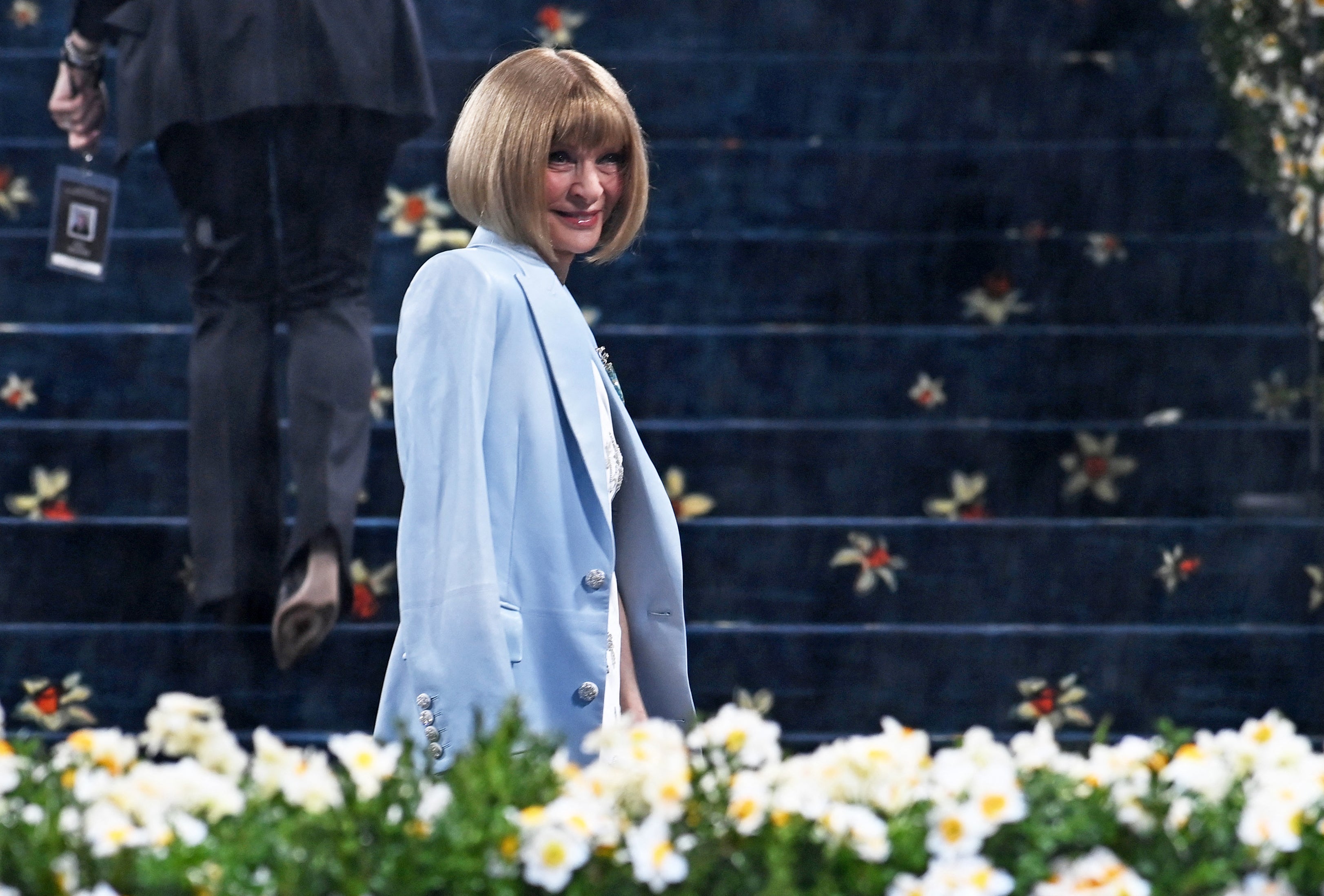 La exeditora en jefe de Vogue, Anna Wintour, llega a la Met Gala 2025 en el Museo Metropolitano de Arte de Nueva York