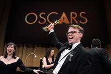 Se pierde un Oscar y luego aparece tras obligar a director a facturarlo en JFK