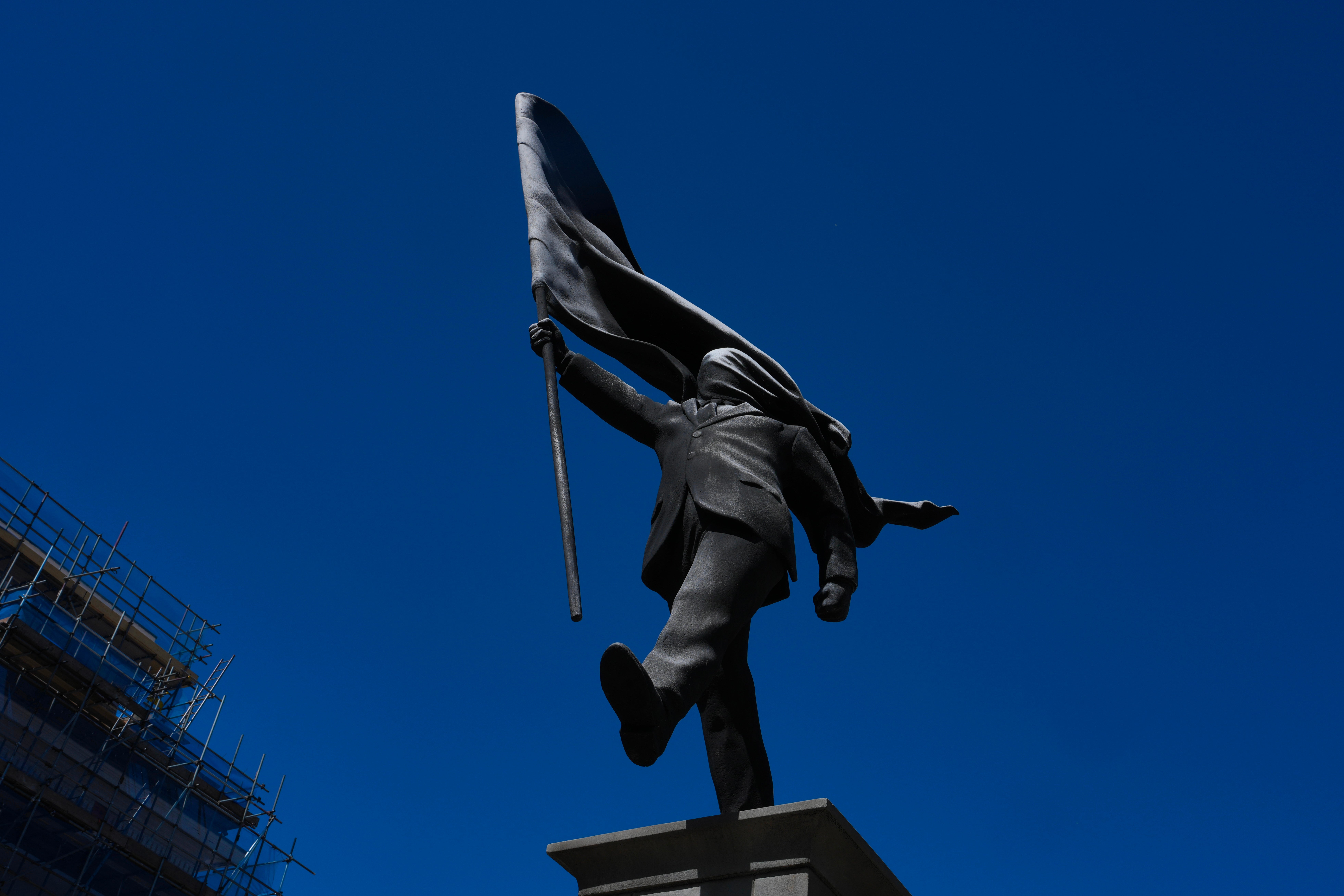BANKSY-ESTATUA