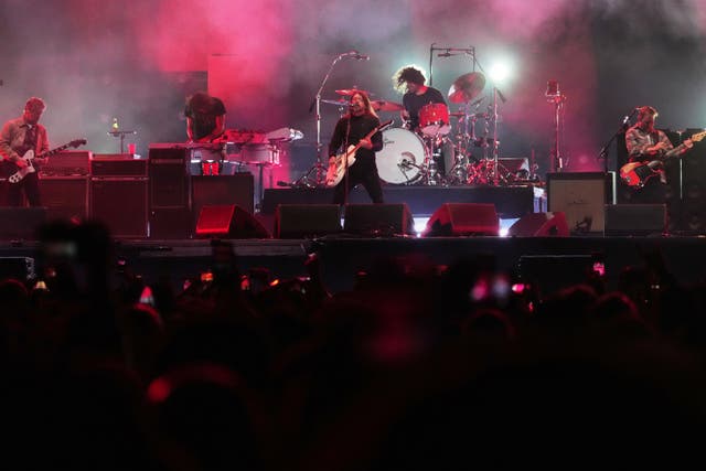 FOO FIGHTERS