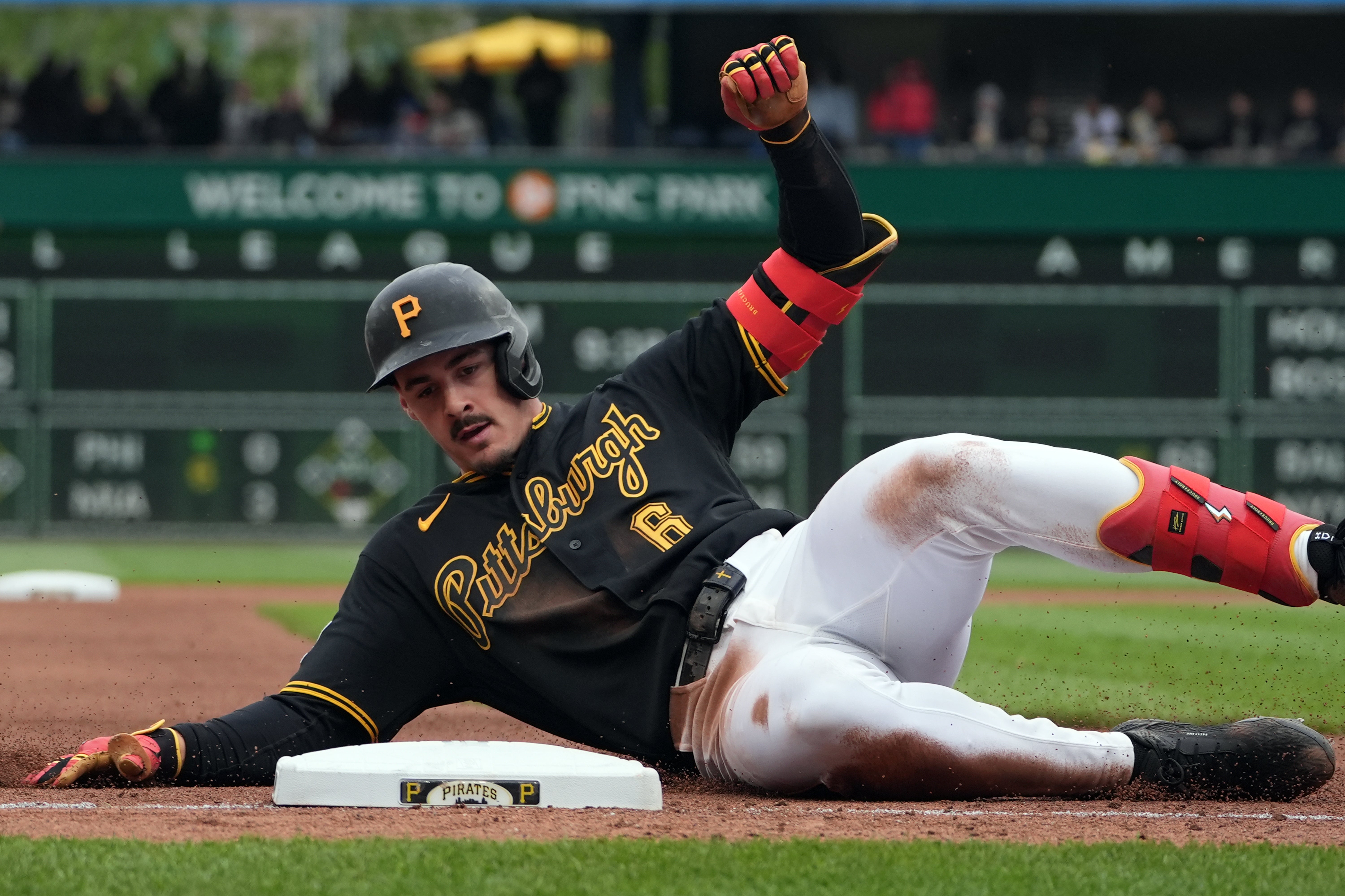 ROJOS PIRATAS