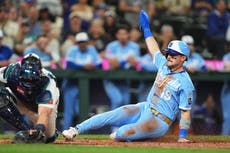 Massey anota con elevado de sacrificio de García y Reales vencen 3-2 a Marineros