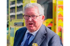 Alex Ferguson fue hospitalizado tras sentirse mal antes del partido del Manchester United