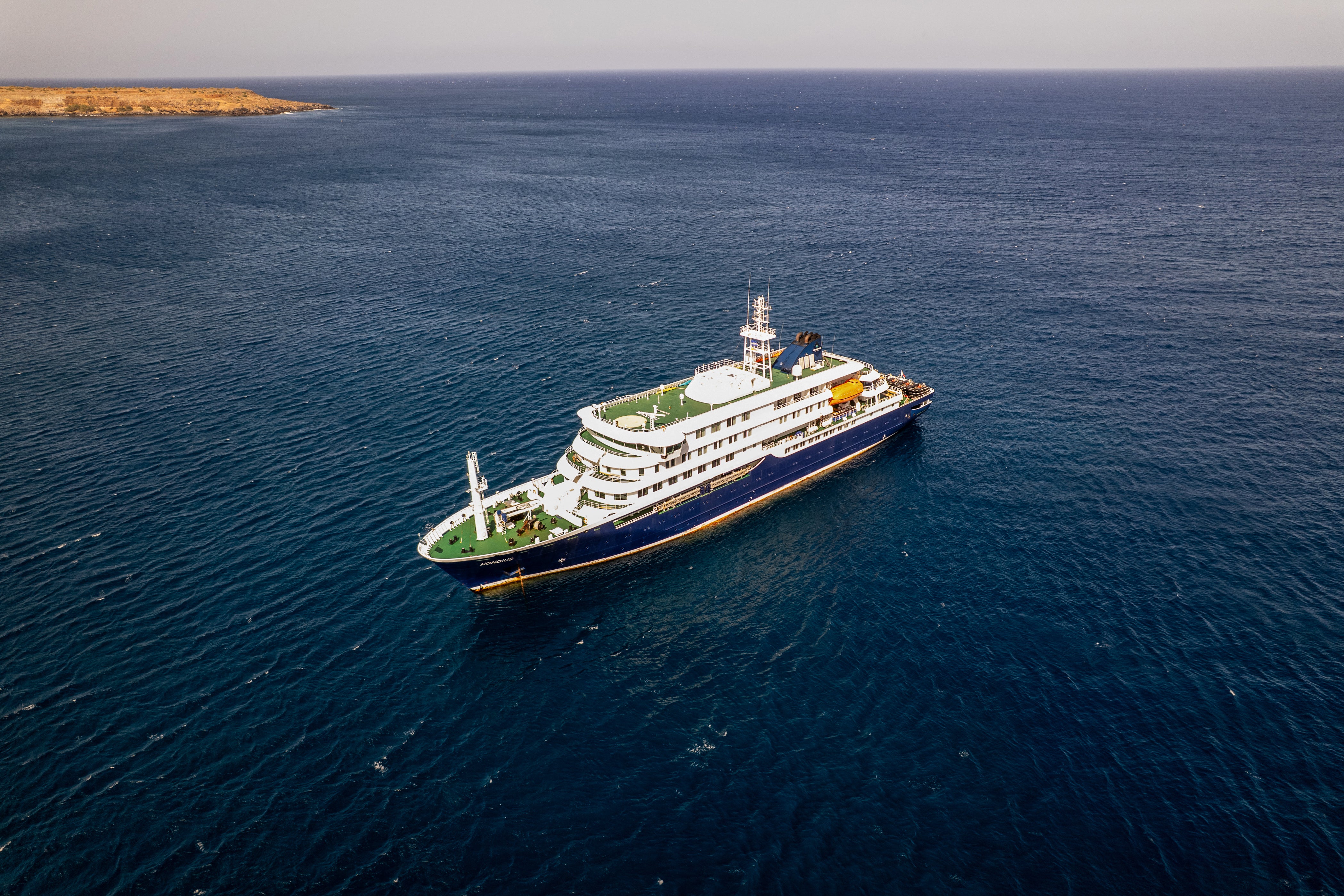 <p>Cinco de los ocho casos sospechosos vinculados al barco ya fueron confirmados</p>