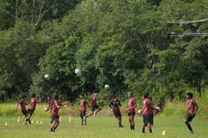 De la selva de Brasil a Río de Janeiro, equipo indígena de fútbol debuta con victoria