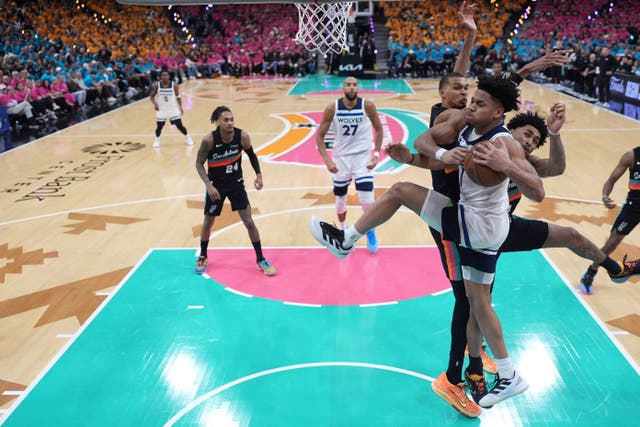 TIMBERWOLVES-SPURS