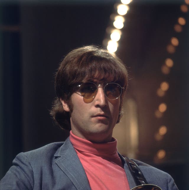 <p>John Lennon</p>