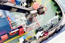 Dentro del crucero en el centro del brote de hantavirus