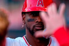 Trout pega jonrón y Zeferjahn sale de aprieto en la 9na para que Angelinos superen a Medias Blancas