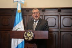 Presidente de Guatemala juramenta a nuevo fiscal general y pone fin a gestión de Consuelo Porras