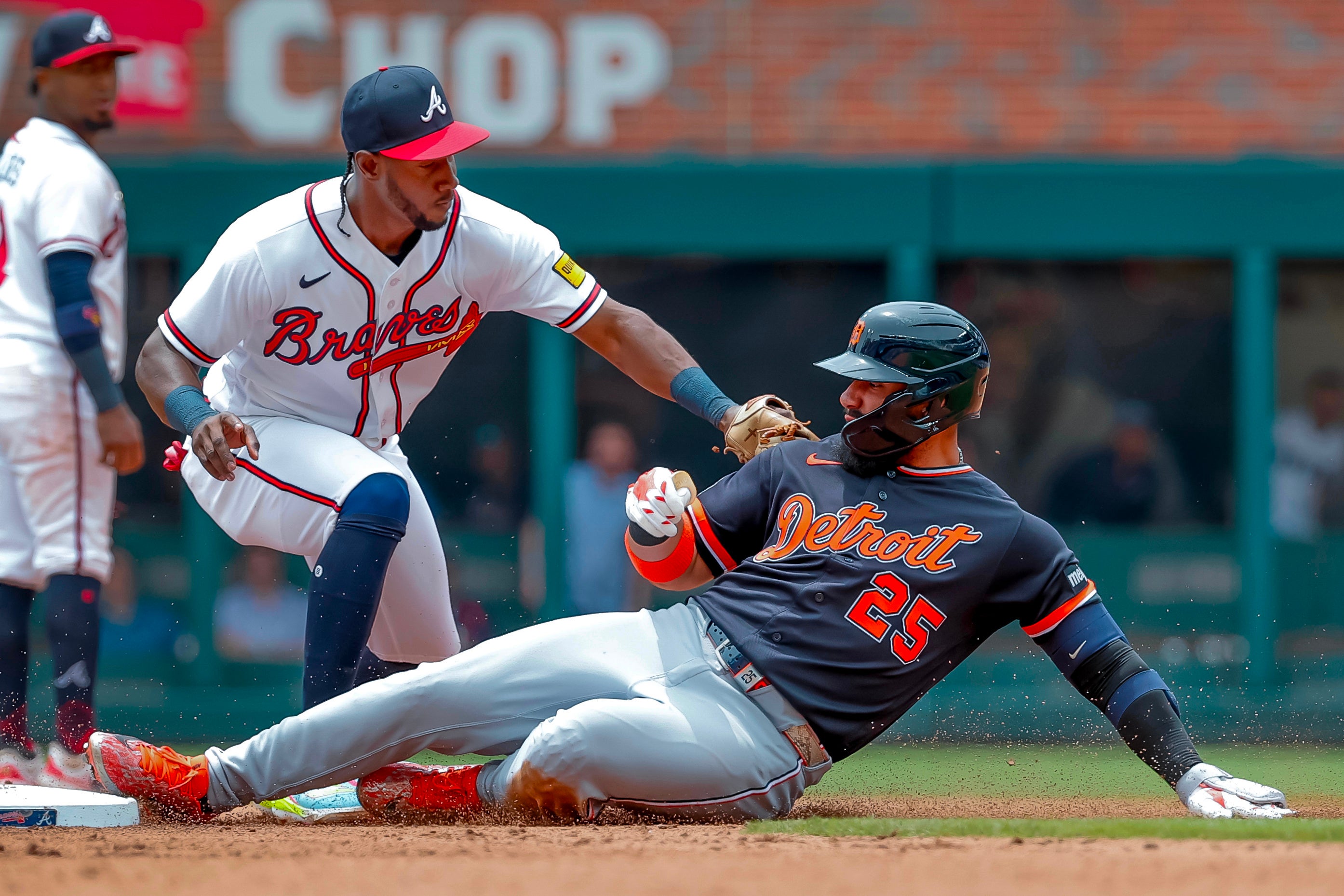 Gleyber Torres pasa a la lista de lesionados de Detroit por una distensión en el oblicuo izquierdo