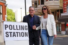Abren centros de votación para elecciones locales en Reino Unido, consideradas referéndum a Starmer