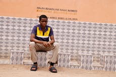 Ejército de Nigeria rescata a 7 niños y 2 mujeres secuestrados de un orfanato el mes pasado