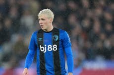 Bournemouth aparta a Álex Jiménez mientras investiga publicaciones en redes sociales