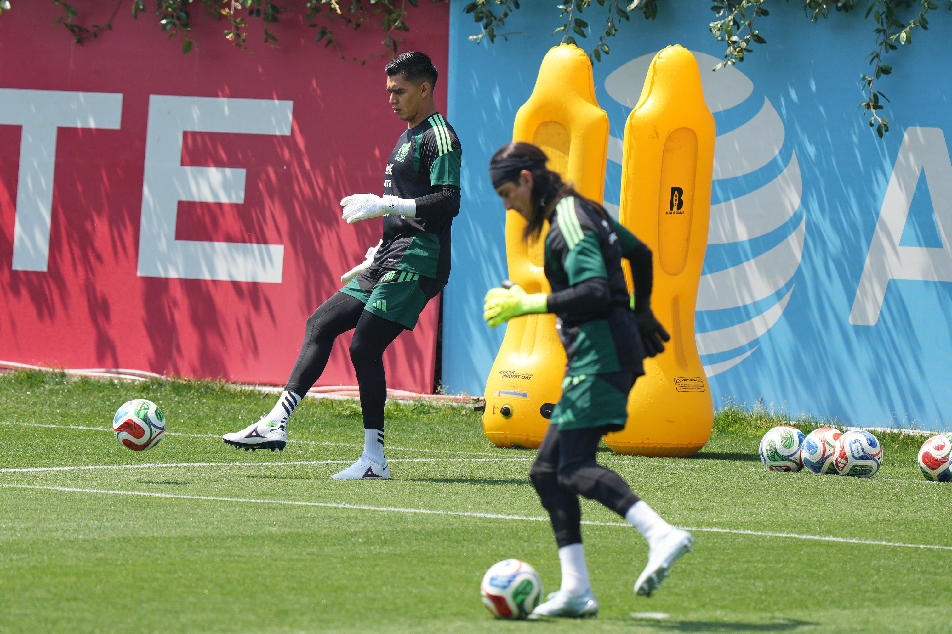 El Mundial 2026 ofrece una oportunidad a Carlos Acevedo tras la lesión de Luis Ángel Malagón