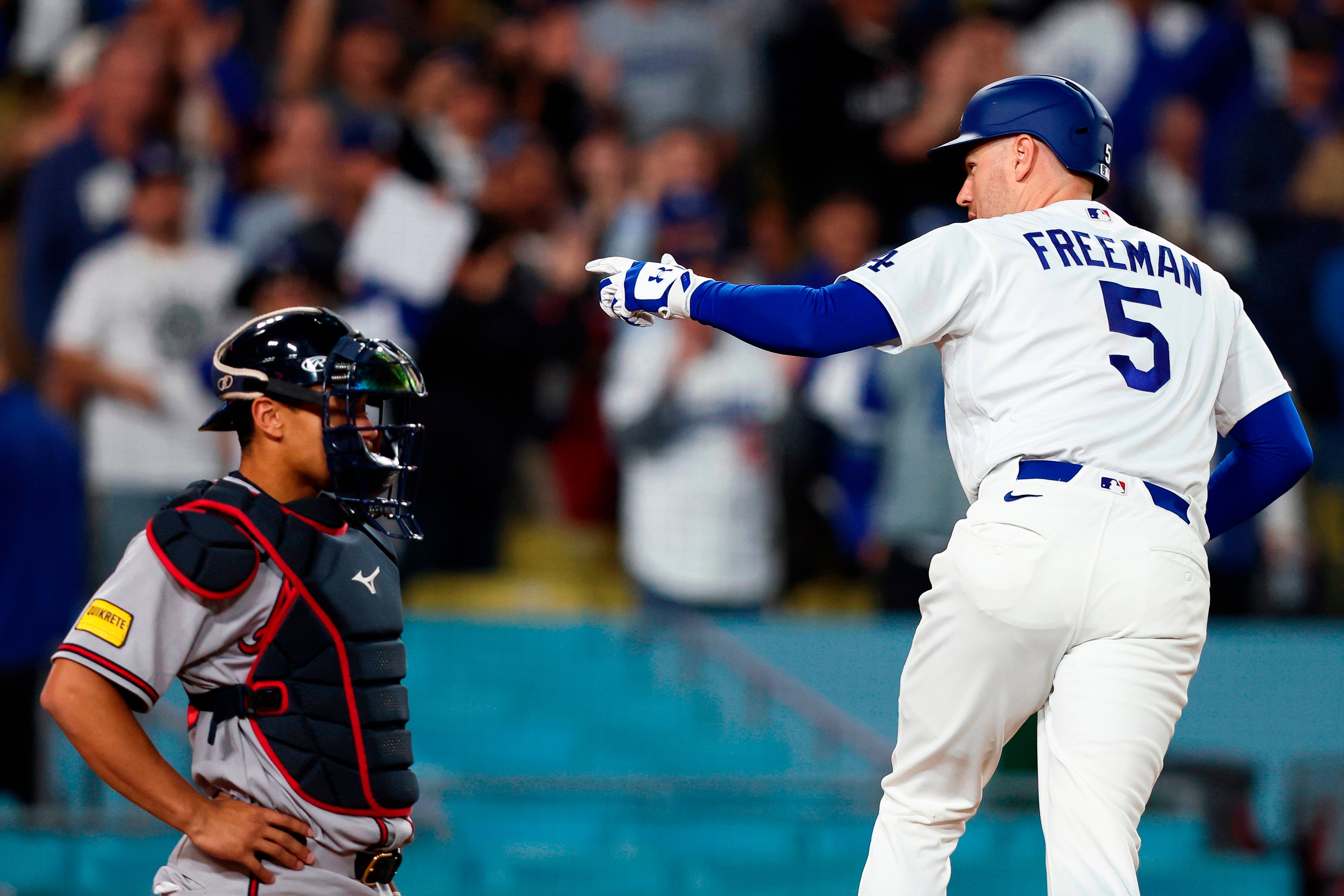 BRAVOS-DODGERS