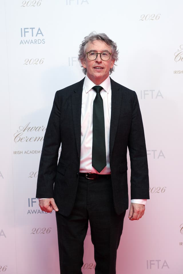 <p>Steve Coogan habló sobre la salida de Helena Bonham Carter de 'The White Lotus'</p>