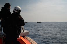 Barcos vinculados a Libia dispararon a un buque de rescate en el Mediterráneo, dice ONG