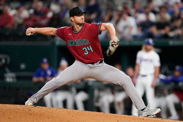 DIAMONDBACKS-RANGERS