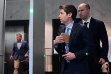 Sam Altman testifica en juicio con Elon Musk sobre el origen y la misión de OpenAI