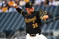 Paul Skenes lleva un juego sin hits hasta la 7ma, poncha a 10 y Piratas vencen 3-1 a Rockies