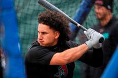 Dodgers adquieren al jardinero Alek Thomas en canje con Diamondbacks