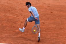 Lorenzo Musetti se baja del Abierto de Francia por lesión en el muslo