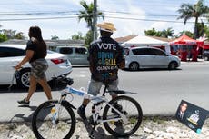 Primer ministro de Bahamas declara la victoria de su partido en elecciones anticipadas