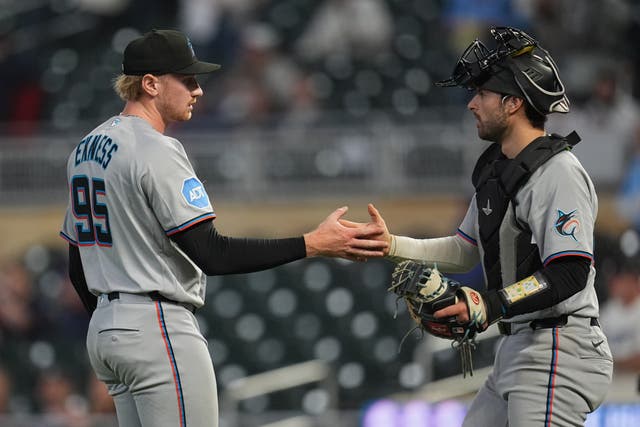 MARLINS-MELLIZOS