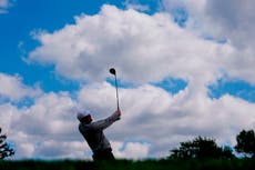 Aronimink resulta una gran prueba en el Campeonato de la PGA. Cuatro comparten el liderato con 67