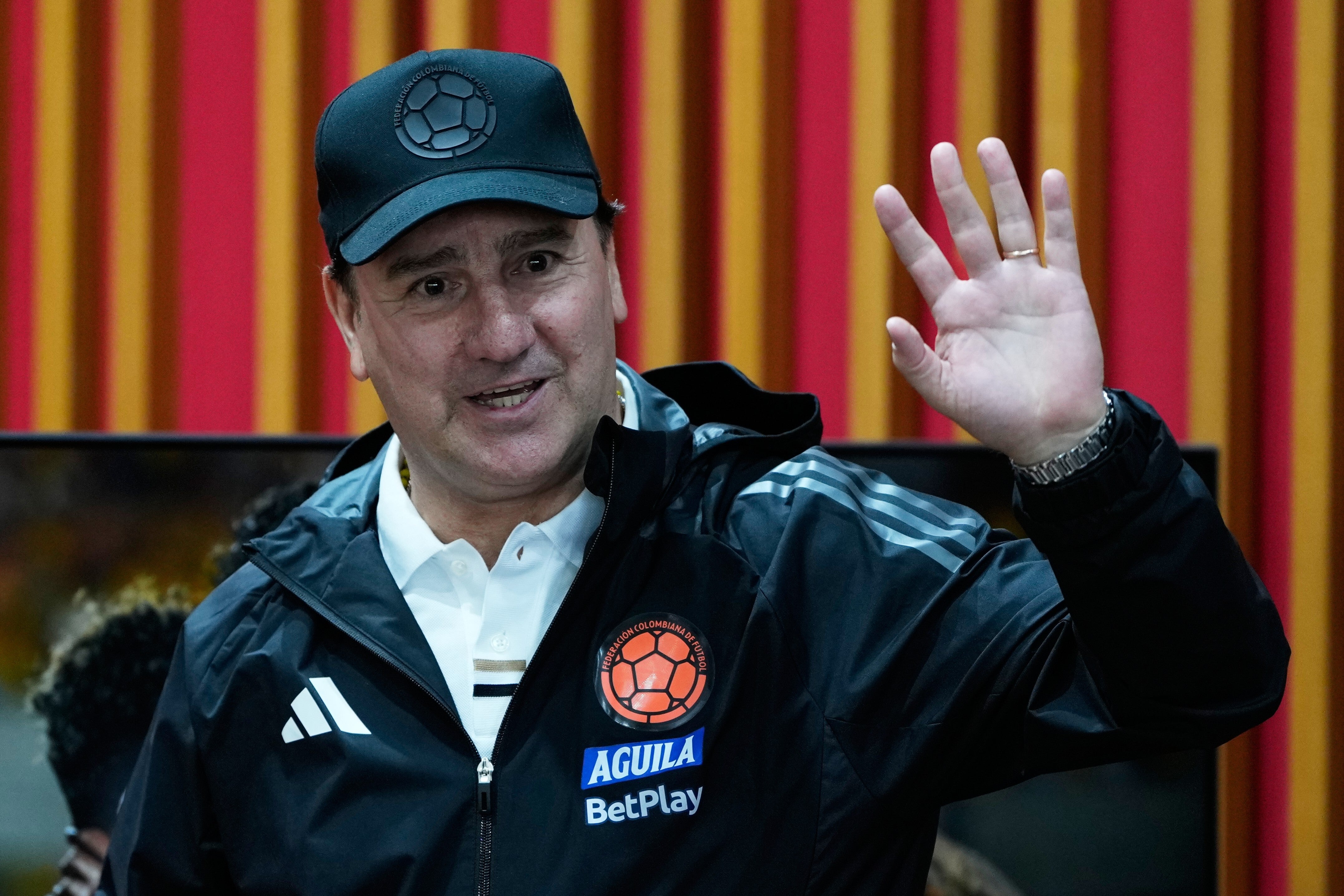 Lorenzo confía en que James Rodríguez llegará en condiciones al Mundial con Colombia