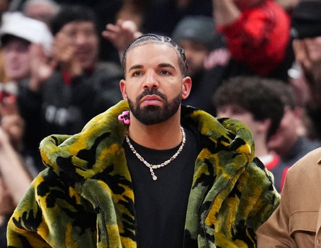 <p>Drake ha lanzado tres nuevos álbumes: ‘Iceman’, ‘Maid of Honour’ y ‘Habibti’</p>