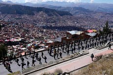 AP Explica: protestas sociales cercan al presidente boliviano Rodrigo Paz
