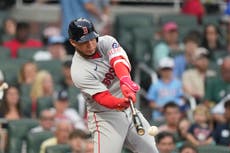 Willson Contreras pega jonrón de 2 carreras en la 8va y Medias Rojas superan 3-2 a Bravos